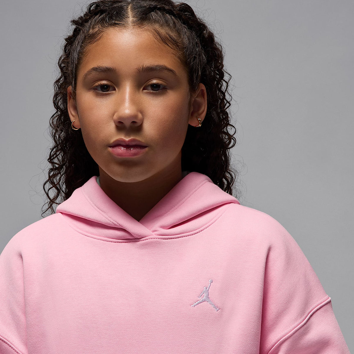 Sudadera con gorro sin cierre para niños talla grande Jordan Brooklyn Fleece – Rosa suave medio – vista 3