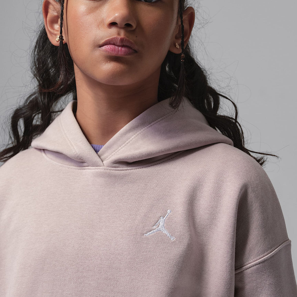 Sudadera con gorro sin cierre para niños talla grande Jordan Brooklyn Fleece – Rosa – vista 3