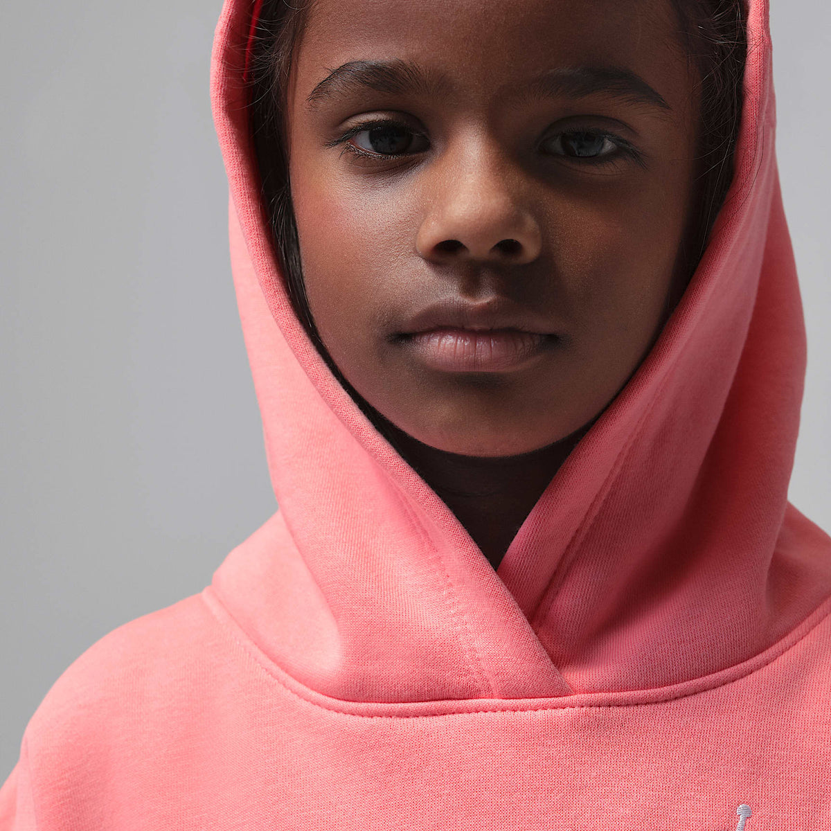 Sudadera con gorro sin cierre para niños talla pequeña Jordan Brooklyn Fleece – Rosa – vista 3