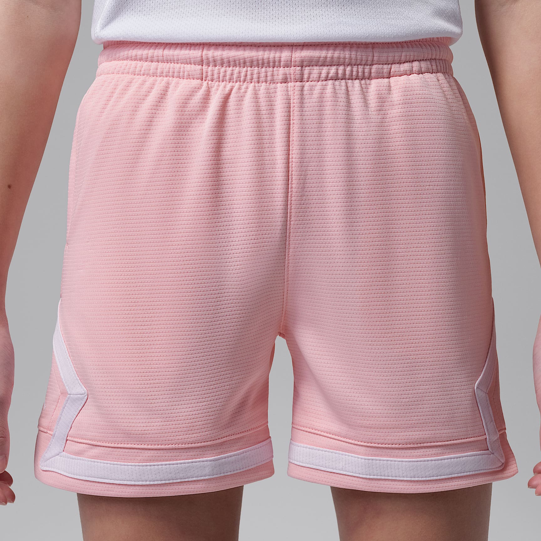 Shorts Diamond Dri-FIT para niños talla grande Jordan – Flor rosa – vista 2