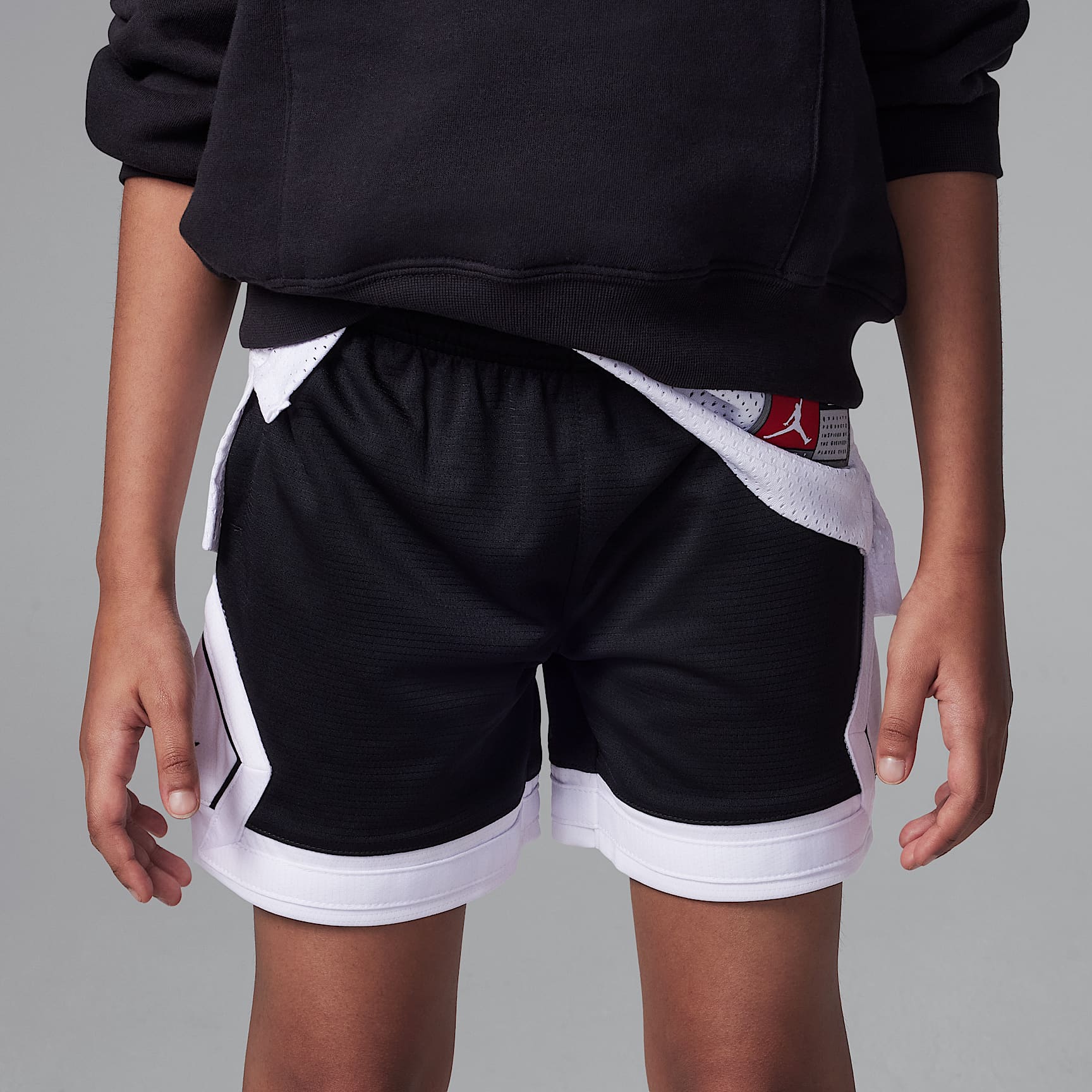 Shorts Diamond Dri-FIT para niños talla pequeña Jordan – Negro – vista 2
