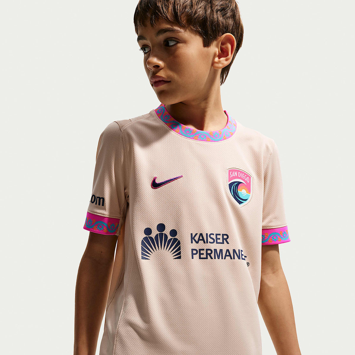 Jersey Nike Dri-FIT Replica del San Diego Wave FC Stadium Edition para niños talla grande – Duna – vista 1