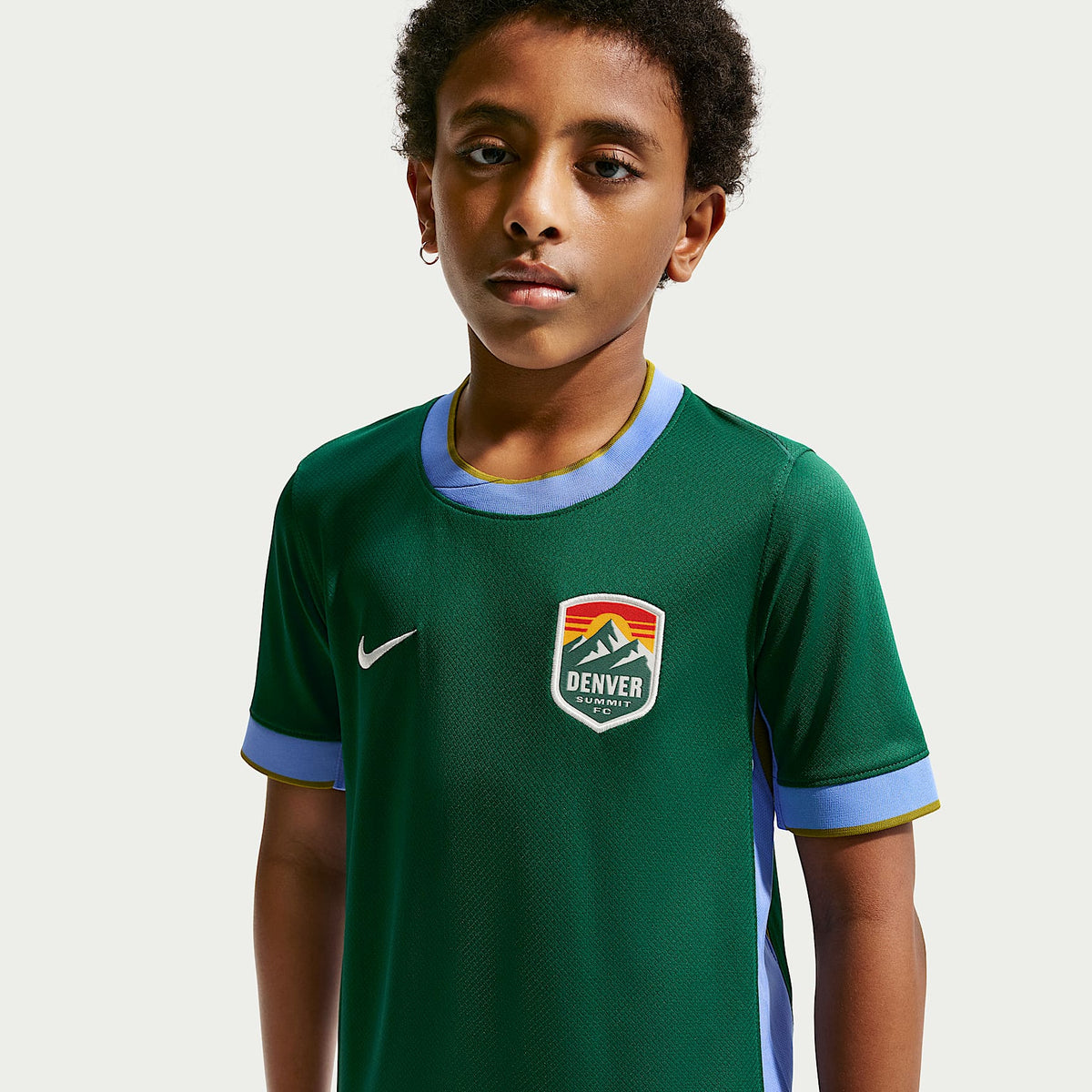 Jersey Nike Dri-FIT Replica del Denver FC Stadium Edition para niños talla grande – Pino legión – vista 1