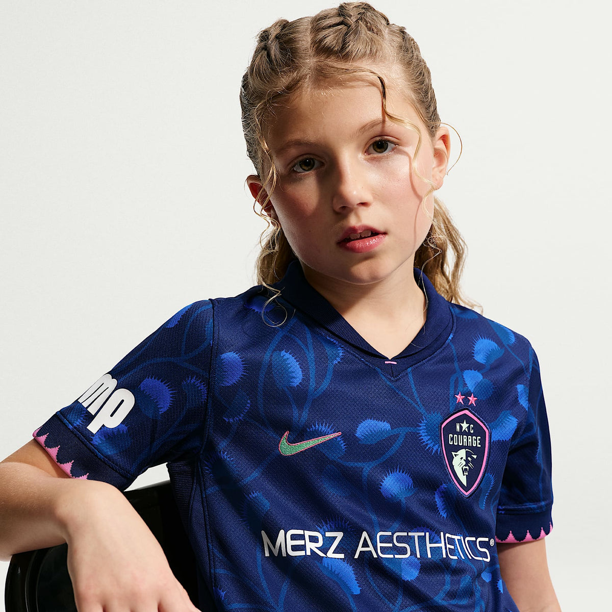 Jersey Nike Dri-FIT de la NWSL Replica para niños talla grande North Carolina Courage Stadium Away – Azul vacío – vista 3
