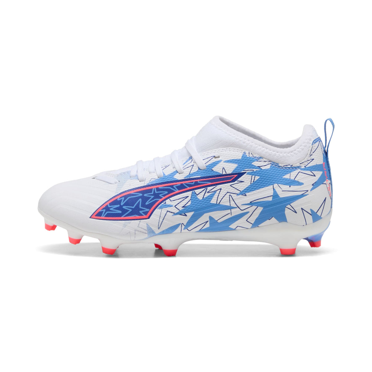 Tacos de futbol para terreno firme/artificial juveniles ULTRA 6 PRO KIDSUPER x CHRISTIAN PULISIC – PUMA White-Pink Lilac-Dusky Blue – vista 1