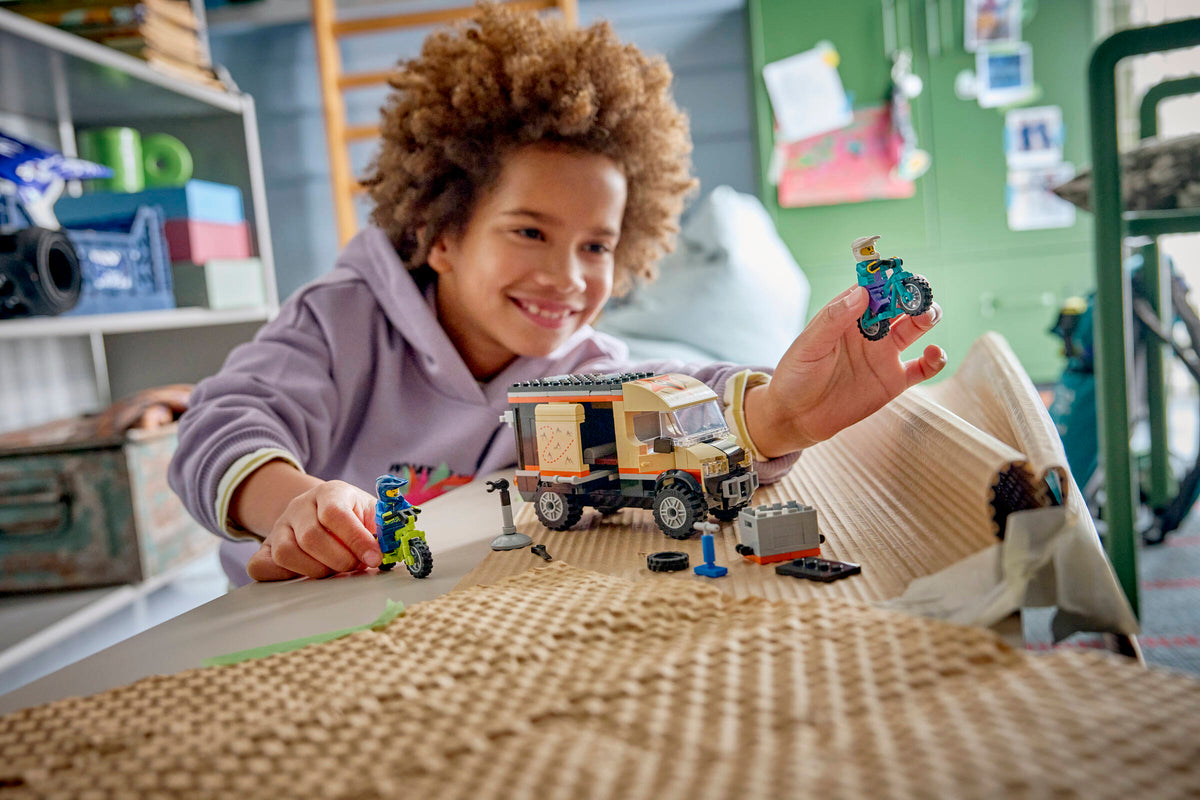 LEGO City Furgoneta de Aventura en Bici 60512