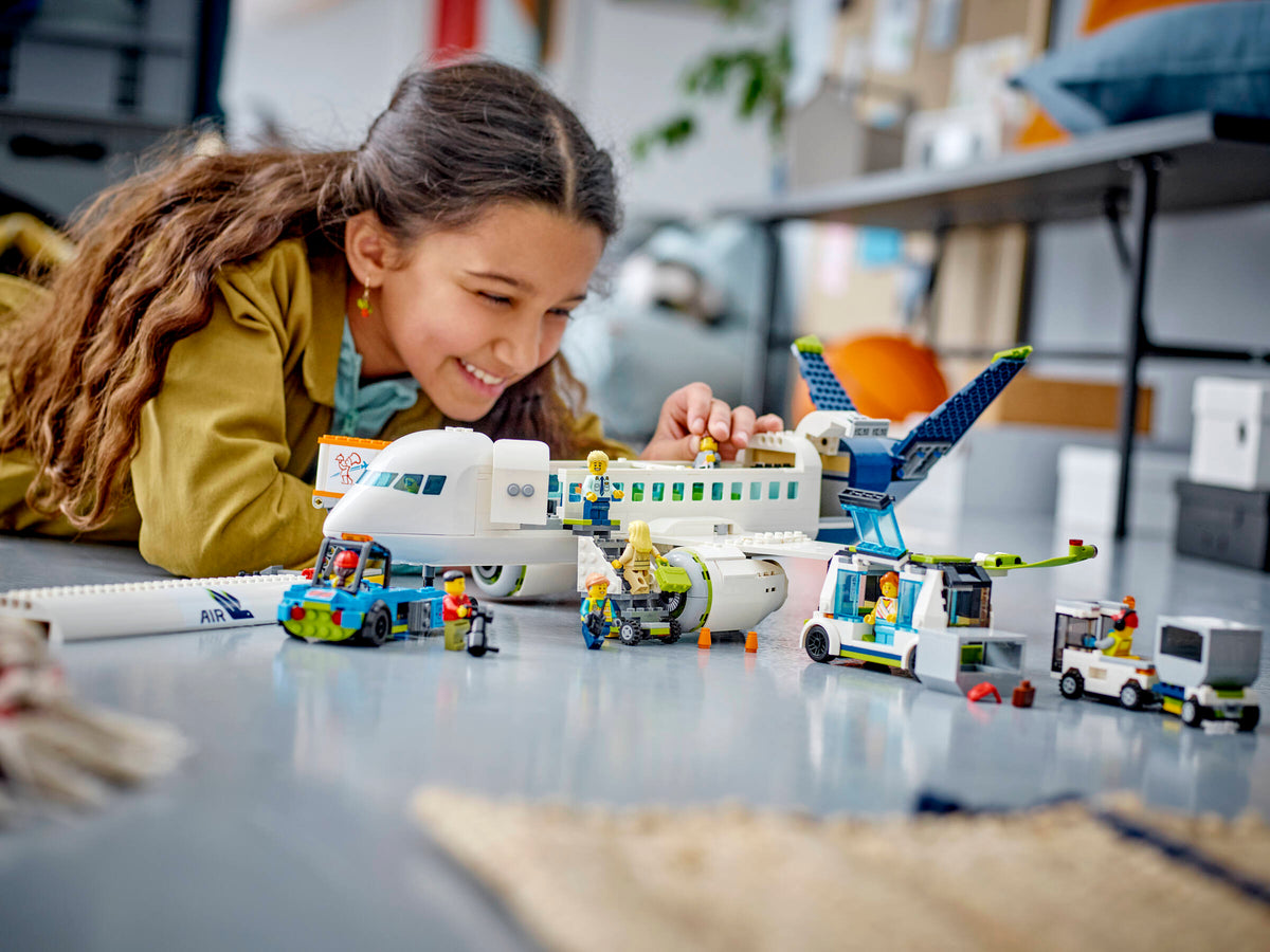 LEGO City Avión de Pasajeros 60367