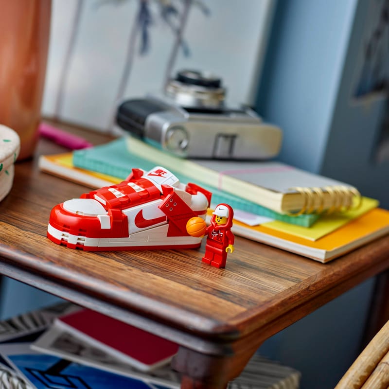 LEGO Nike Dunk Trickshot 43021