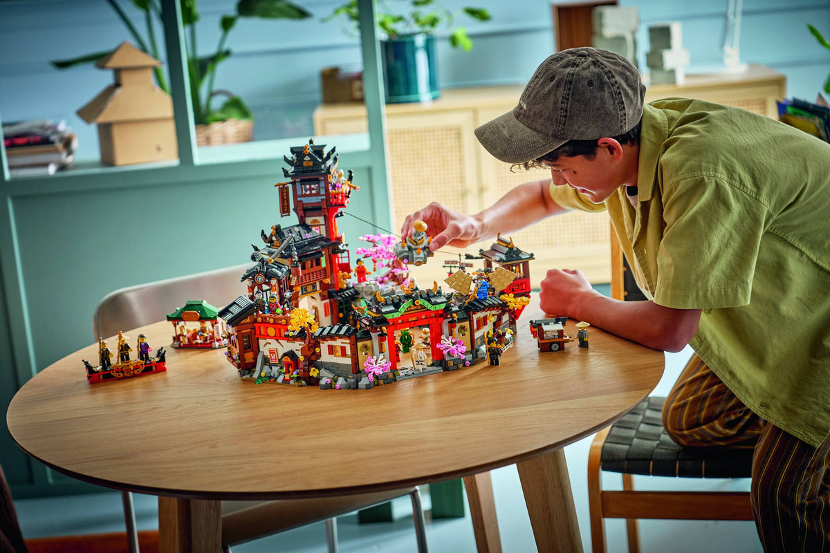 LEGO NINJAGO Pueblo Viejo: 15 Aniversario 71861