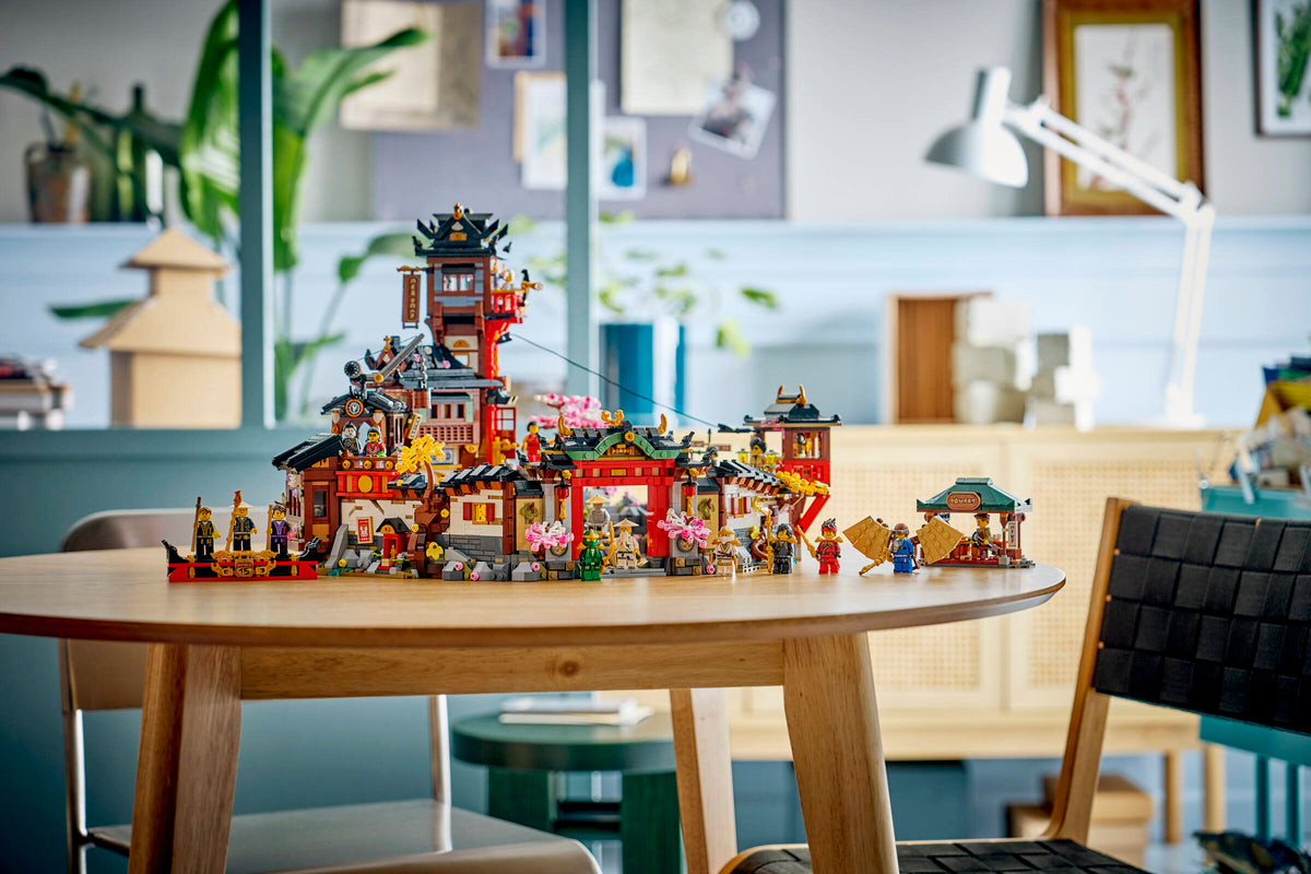 LEGO NINJAGO Pueblo Viejo: 15 Aniversario 71861