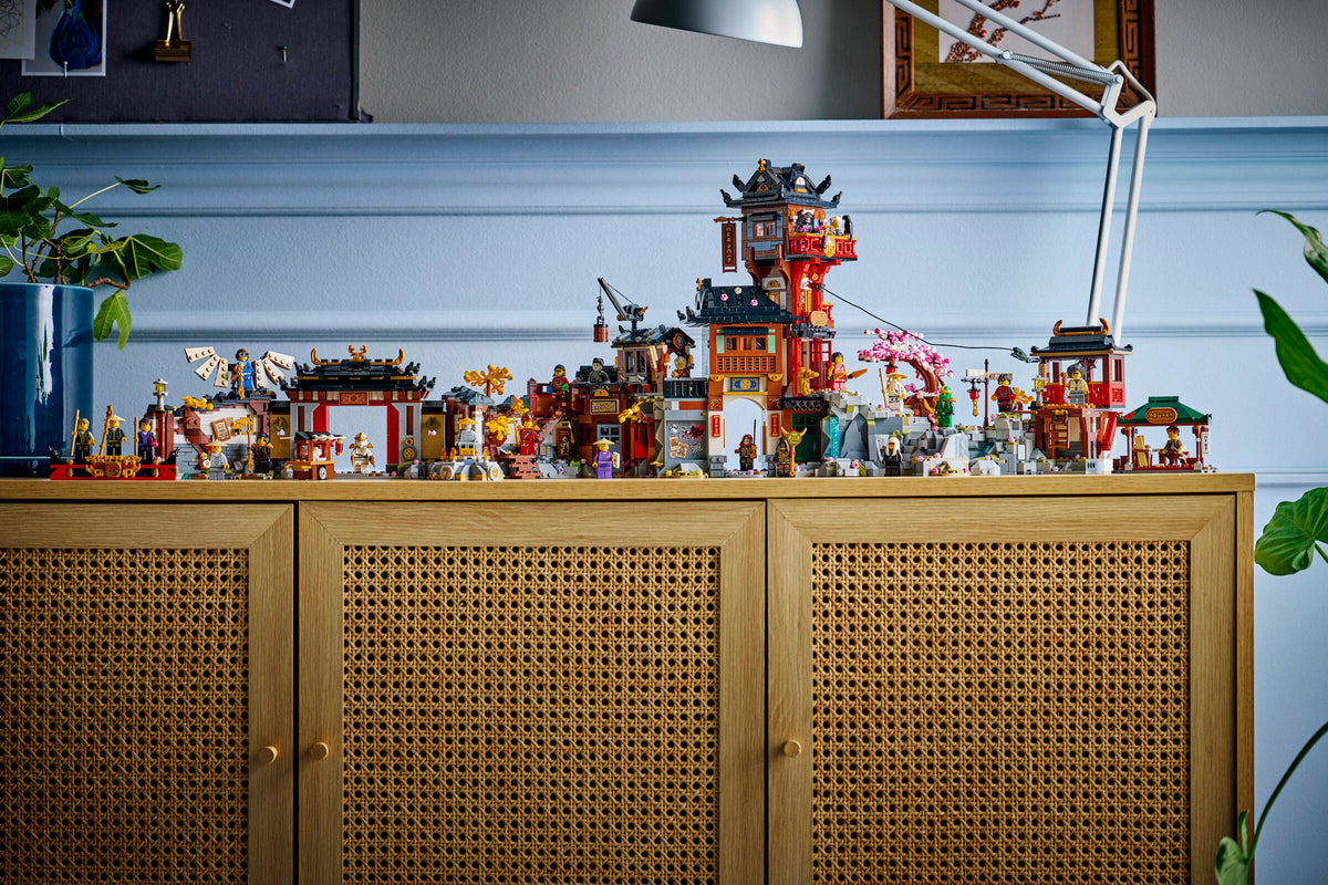 LEGO NINJAGO Pueblo Viejo: 15 Aniversario 71861