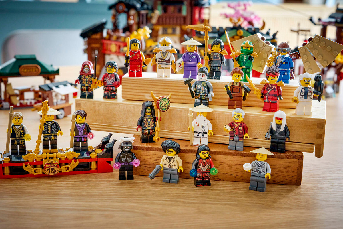 LEGO NINJAGO Pueblo Viejo: 15 Aniversario 71861