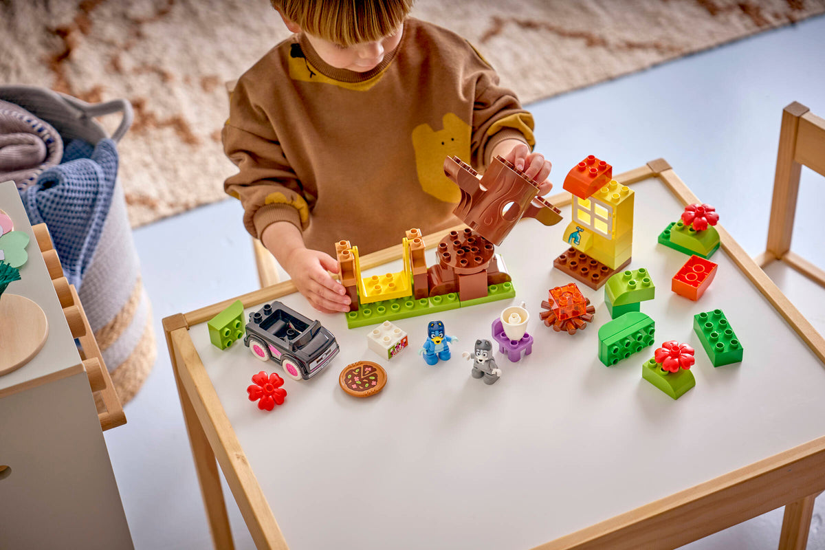 LEGO DUPLO Pizzeras con Muffin y Bluey 10469