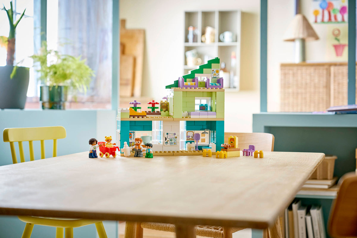 LEGO DUPLO Casa Familiar Moderna 3 en 1 10470