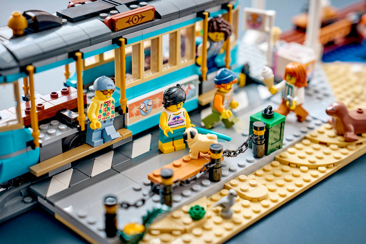 LEGO City Tranvía Clásico de la Costa 60506