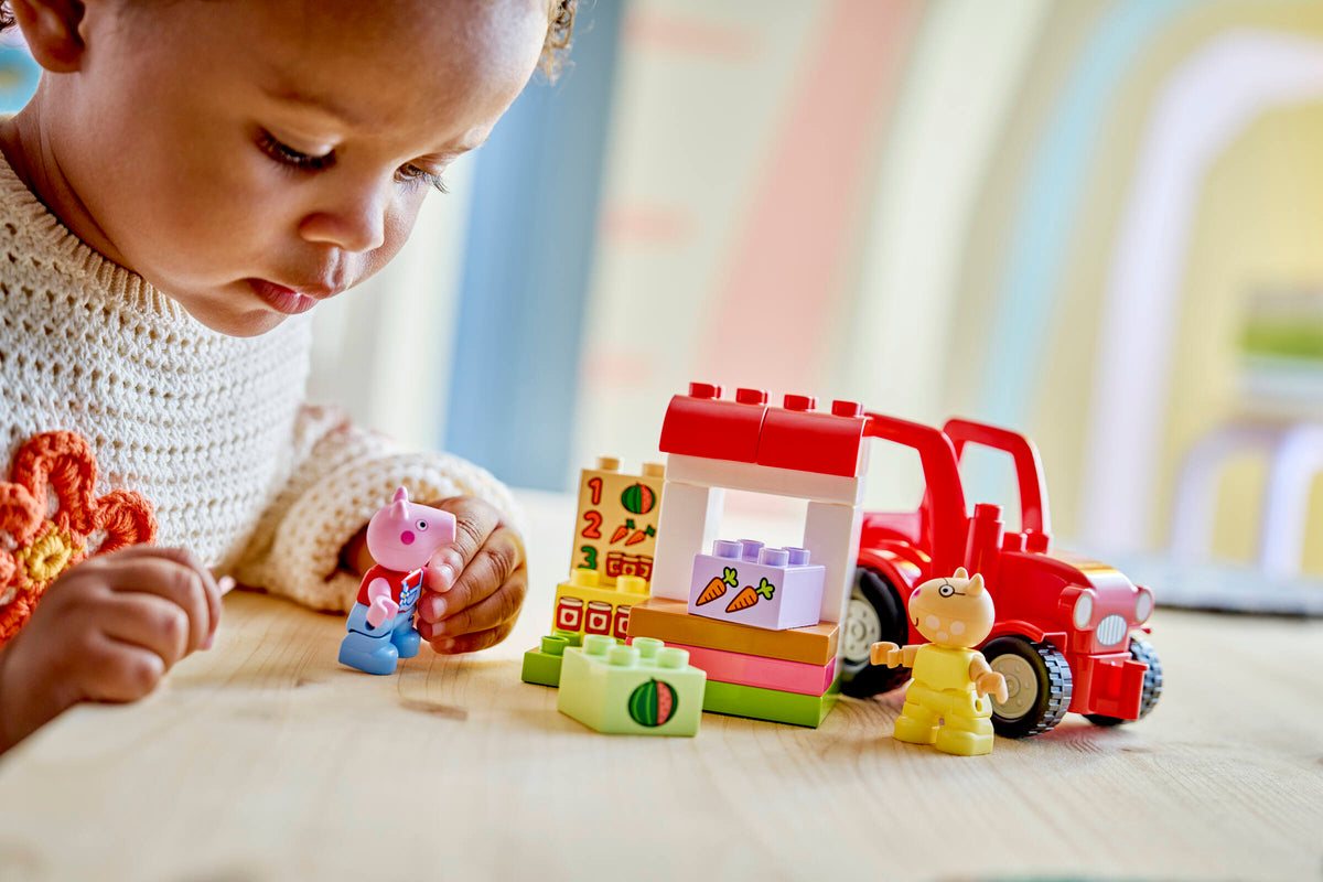 LEGO DUPLO Peppa Pig Tractor y Mercado 10468