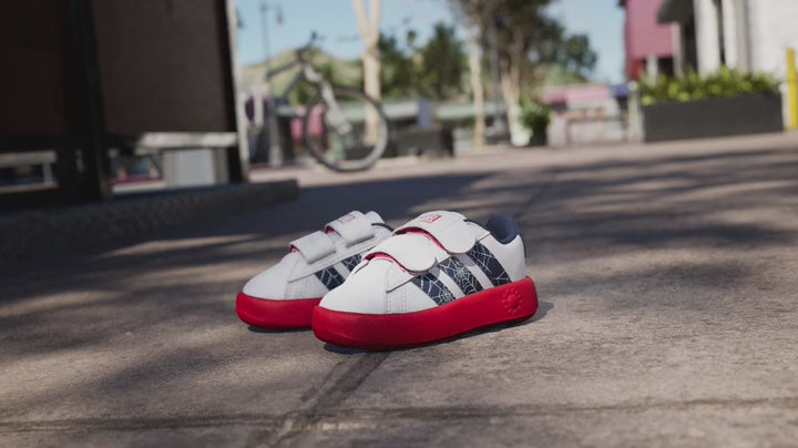 Tenis adidas Marvel Spider-Man Grand Court para Bebés y Niños Pequeños KI9192